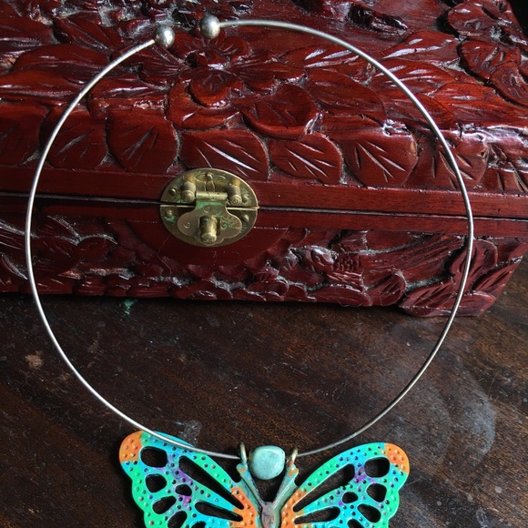 Hand Painted Butterfly on Torque Collar & Earrings - Picture 5 of 5